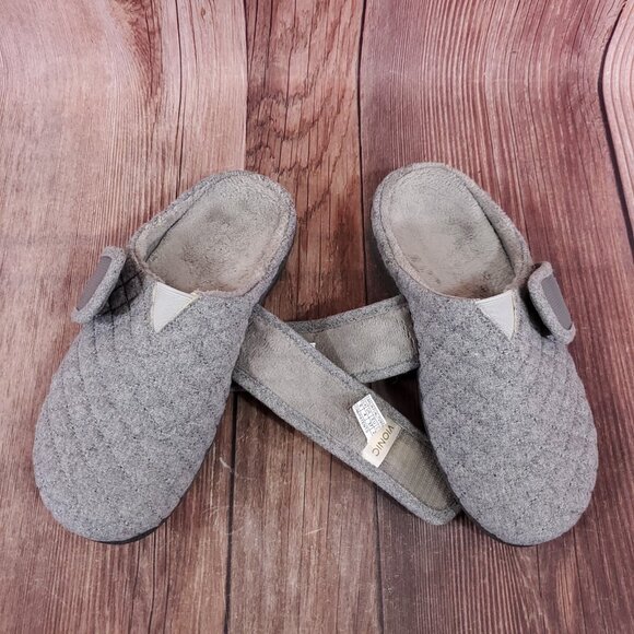 Vionic Carlin Womens Size 6 Gray Quilted Fleece Lined Slip On Slippers Mules - Picture 8 of 15